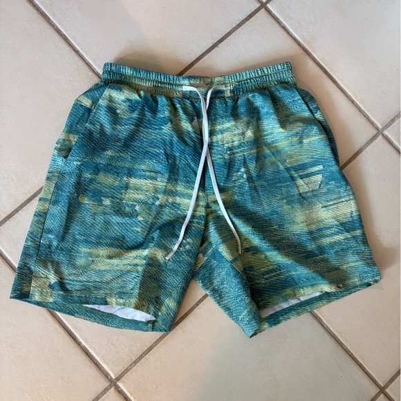 Lululemon Trunks with Drawstring - Picture 1 of 2